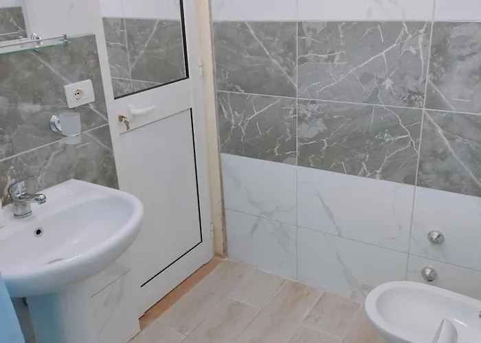 Reardi فندق Fllake